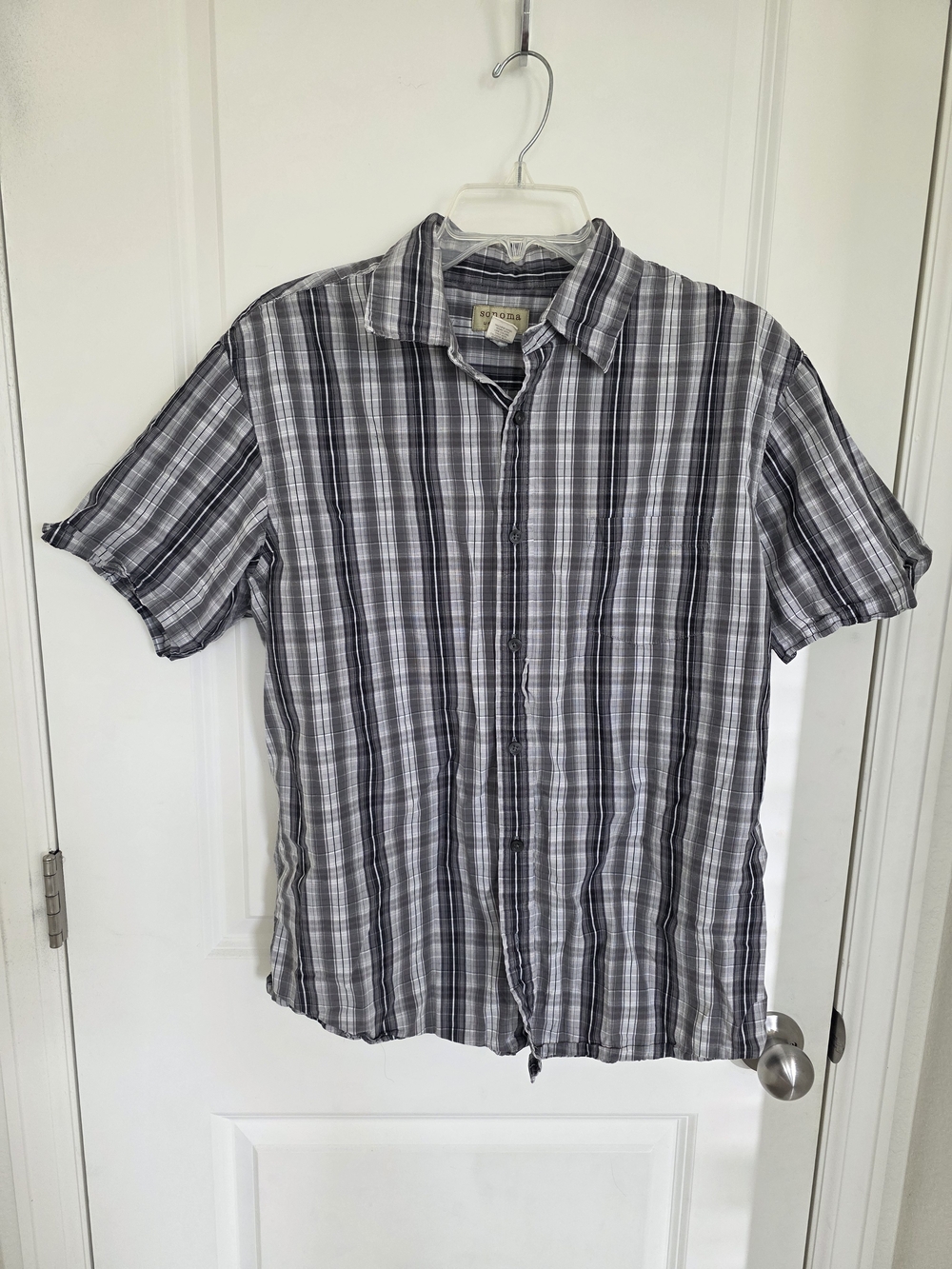 Sonoma Men's Short-Sleeve Plaid Button-Down Shirt - Gray & Black